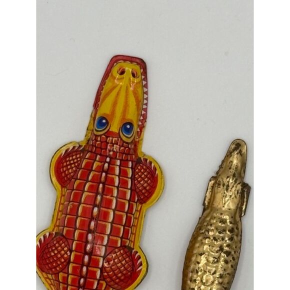 LOT of 5 Vintage Tin Clickers Toys Metal Alligator Masquerade Litho - Picture 5 of 10